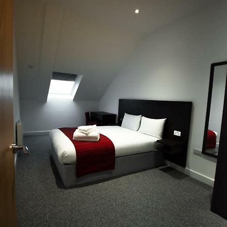 Somerville Apartments London Heathrow Hillingdon Exterior photo